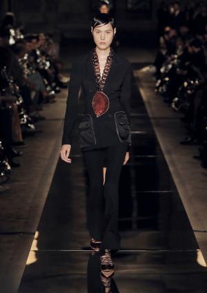 【ルック】ジバンシィ17SSウィメンズコレクション