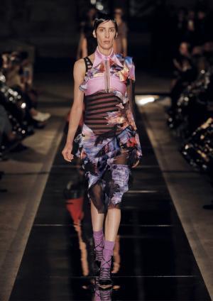 【ルック】ジバンシィ17SSウィメンズコレクション