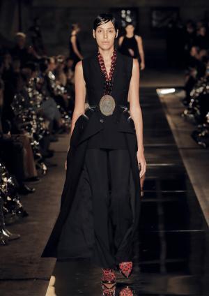 【ルック】ジバンシィ17SSウィメンズコレクション