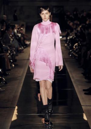 【ルック】ジバンシィ17SSウィメンズコレクション