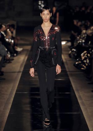 【ルック】ジバンシィ17SSウィメンズコレクション