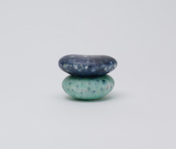 渋谷ヒカリエで陶芸家・藤田匠平による展覧会「壁のポッツ」開催、“使う”陶器と“見る”陶器