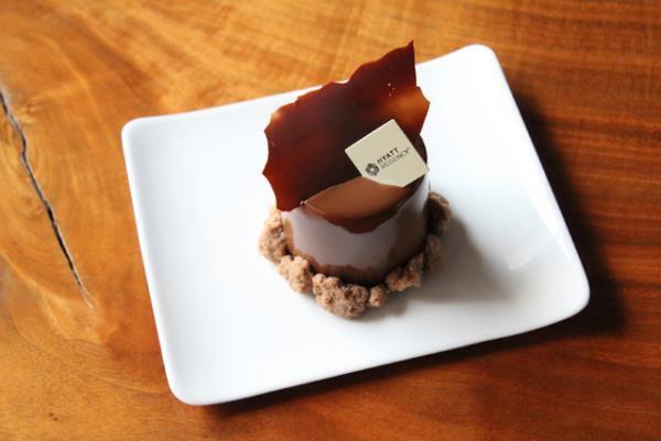 “リトルデビル”や白いおばけの“ウィスパー”、ハロウィン&amp;秋冬新作スイーツがハイアット リージェンシー 東京に