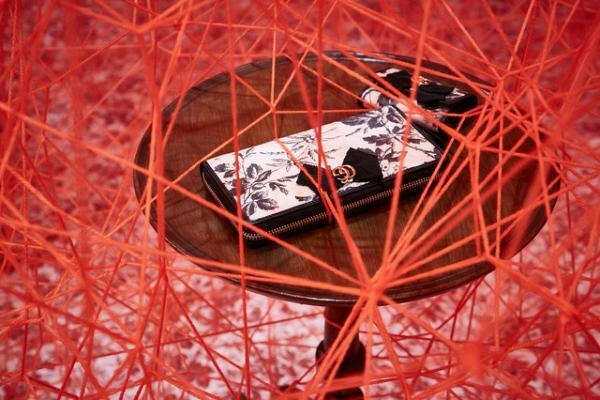 グッチ、4人のアーティストが“4つの部屋”で表現するアートプロジェクト。真鍋大度、塩田千春らが参加