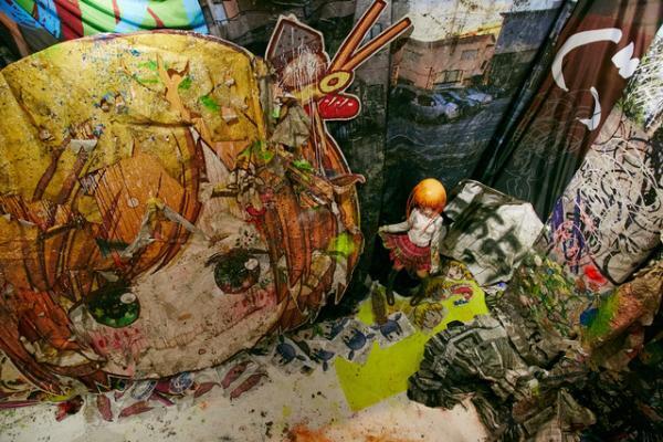 グッチ、4人のアーティストが“4つの部屋”で表現するアートプロジェクト。真鍋大度、塩田千春らが参加