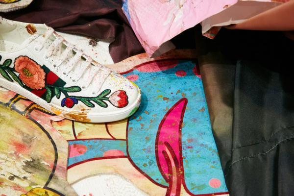 グッチ、4人のアーティストが“4つの部屋”で表現するアートプロジェクト。真鍋大度、塩田千春らが参加