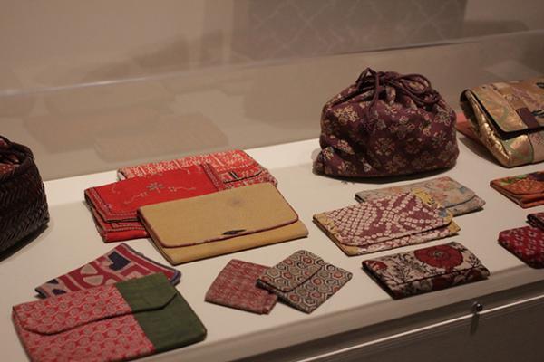 白洲正子が生涯愛した着物や和装小物、器を展示する特別展「白洲正子ときもの」が松屋銀座で開催