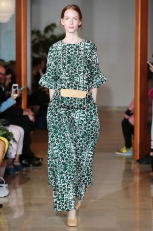 マリメッコ、時代を超越する“本当に良いデザイン”を提唱【17SSウィメンズ】