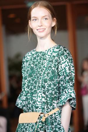 マリメッコ、時代を超越する“本当に良いデザイン”を提唱【17SSウィメンズ】