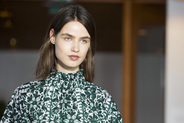 マリメッコ、時代を超越する“本当に良いデザイン”を提唱【17SSウィメンズ】