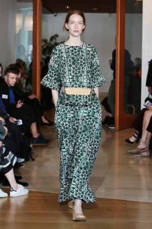 マリメッコ、時代を超越する“本当に良いデザイン”を提唱【17SSウィメンズ】