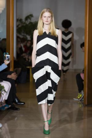 マリメッコ、時代を超越する“本当に良いデザイン”を提唱【17SSウィメンズ】