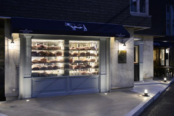 半年待ちの“赤身肉”肉山と、特別で希少な“和牛”イノセントカーベリーが1日限り&amp;40席限定の夢の饗宴！