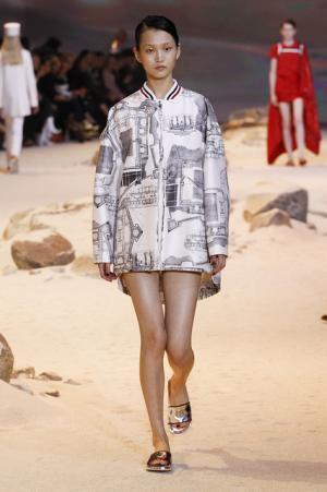 【ルック】モンクレール ガム・ルージュ17SSコレクション