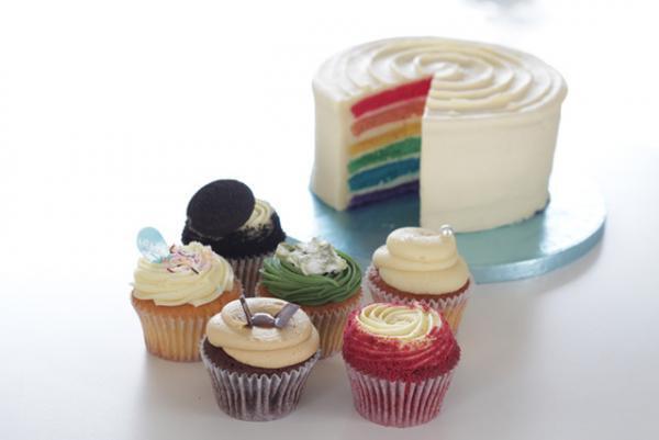 ロンドン生まれの“No.1カップケーキ”、ローラズ・カップケーキ日本2号店が六本木ヒルズにオープン