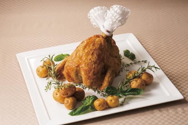 ウェディングの“リングピロー”がモチーフのケーキも。帝国ホテル東京でクリスマスケーキの予約開始