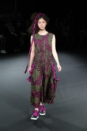 ミントデザインズが見せる、疾走する90'sのカバーストーリー【17SSウィメンズ】