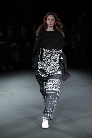 ミントデザインズが見せる、疾走する90'sのカバーストーリー【17SSウィメンズ】