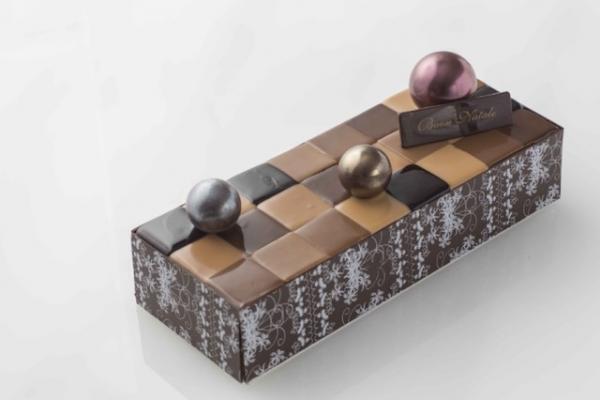 “タイル”のようなモザイクケーキ！グランド ハイアット 東京のクリスマス