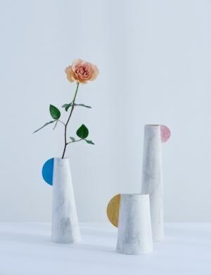 鹿児島睦が、NEMIKAの“バラ”をモチーフに手掛けたオリジナル作品をNEMIKA店舗で展示&抽選販売