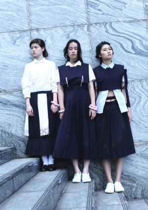 みやしたこうえんでショーをしたアキコアオキ＆ケイスケヨシダが表参道 ロケットで合同展示会