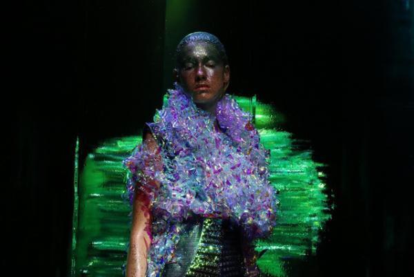 未来を手仕事で見せたユイマナカザトのTOKYOクチュール