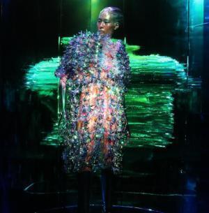 未来を手仕事で見せたユイマナカザトのTOKYOクチュール