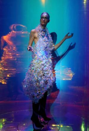 未来を手仕事で見せたユイマナカザトのTOKYOクチュール