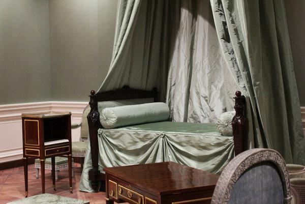 革命に散った宮廷の華、マリー・アントワネットの生涯に迫る大展覧会。ヴェルサイユ宮殿の至宝が六本木に集結【レポート】