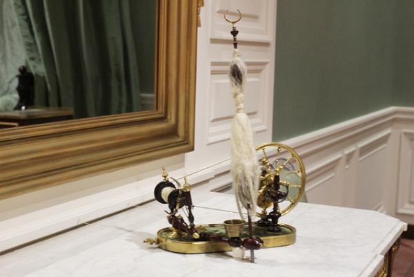 革命に散った宮廷の華、マリー・アントワネットの生涯に迫る大展覧会。ヴェルサイユ宮殿の至宝が六本木に集結【レポート】