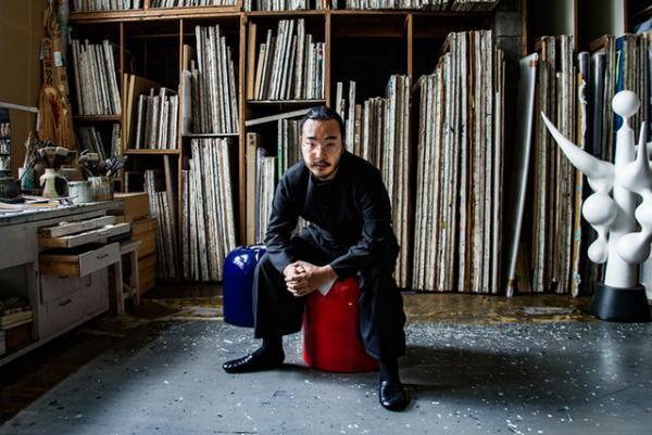 舘鼻則孝が岡本太郎記念館をジャック！「舘鼻則孝 呪力の美学」展開催