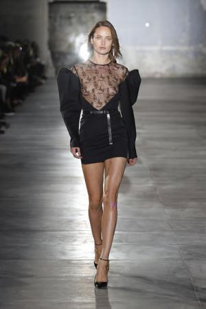 【ルック】サンローラン17SSウィメンズコレクション