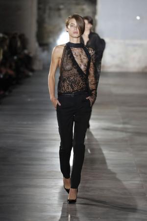 【ルック】サンローラン17SSウィメンズコレクション