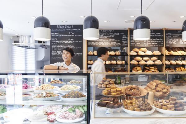 エル カフェ青山店がオープン。日本初、マドンナやオバマも愛する全米注目シェフによるメニューも