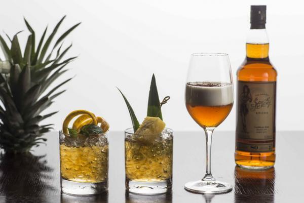 ほっと温まるみかんカクテルや、苺のカクテルなどグランド ハイアット 東京の冬季限定メニュー