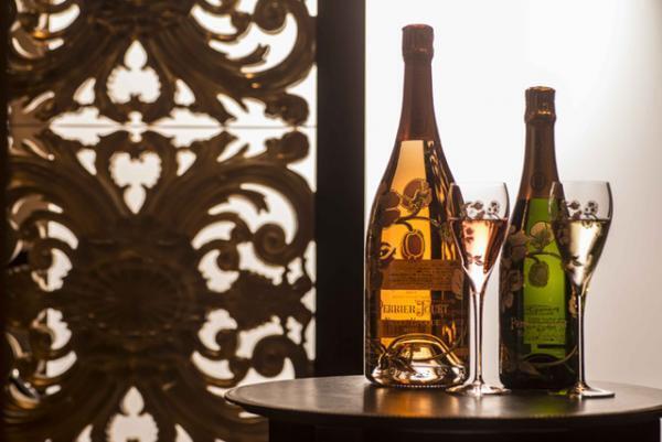 ほっと温まるみかんカクテルや、苺のカクテルなどグランド ハイアット 東京の冬季限定メニュー