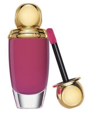 ディオールから、アクセサリーのように持ちたいクリスマスだけの特別なメイクアイテム