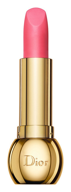 ディオールから、アクセサリーのように持ちたいクリスマスだけの特別なメイクアイテム