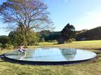 妹島和世による“風景を取り込む”足湯&チェ・ジョンファ彫刻が「茨城県北芸術祭」にて完成！