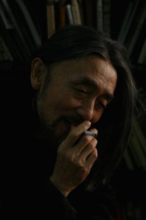 山本耀司の本質に迫る「画と機 山本耀司・朝倉優佳」展が開催、未発表絵画や彫刻を公開