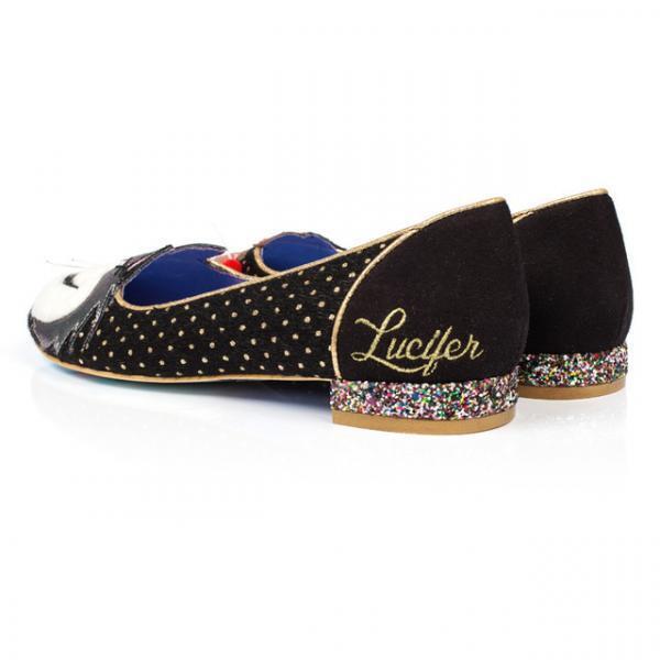 光るガラスの靴...!?ロンドン発イレギュラー チョイスからシンデレラ・コレクションが誕生