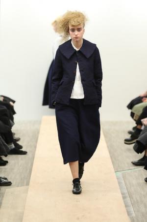 【ルック】コム デ ギャルソン・コム デ ギャルソン17SSコレクション