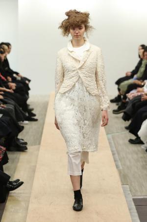 【ルック】コム デ ギャルソン・コム デ ギャルソン17SSコレクション