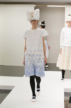 【ルック】トリコ・コム デ ギャルソン17SSコレクション