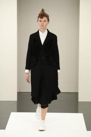 【ルック】トリコ・コム デ ギャルソン17SSコレクション