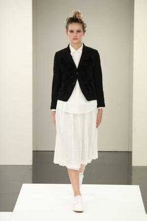 【ルック】トリコ・コム デ ギャルソン17SSコレクション