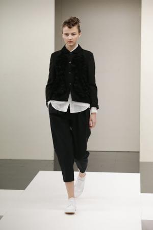 【ルック】トリコ・コム デ ギャルソン17SSコレクション