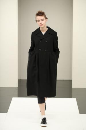 【ルック】トリコ・コム デ ギャルソン17SSコレクション