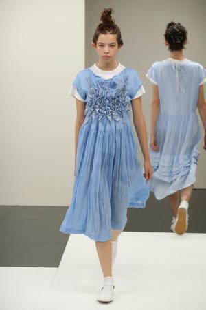 【ルック】トリコ・コム デ ギャルソン17SSコレクション