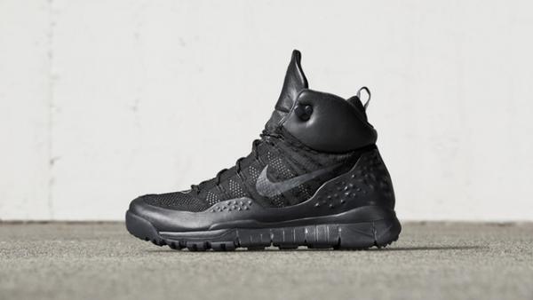 ナイキがホリデーシーズンに向けスニーカーブーツコレクション発売